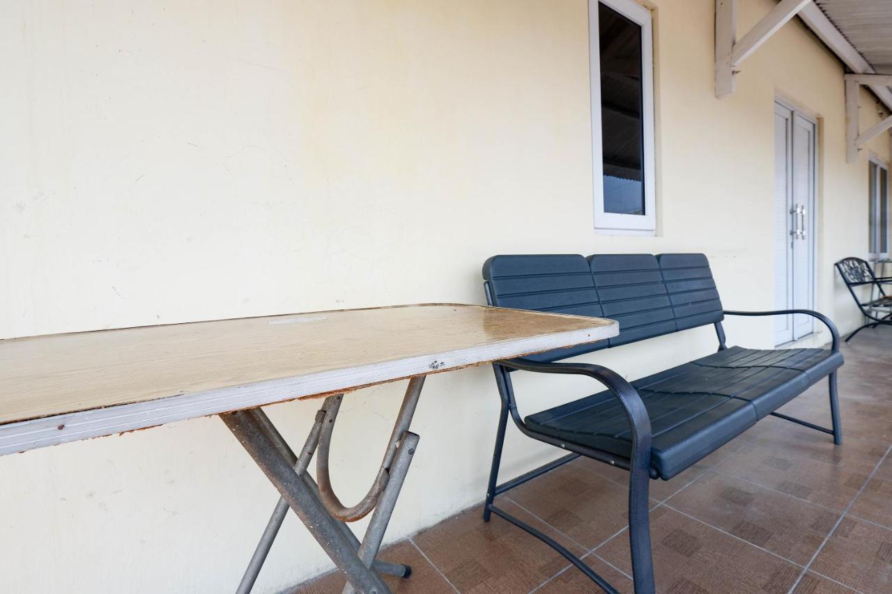 Oyo 1815 Gatsu Residence Semarang Eksteriør bilde