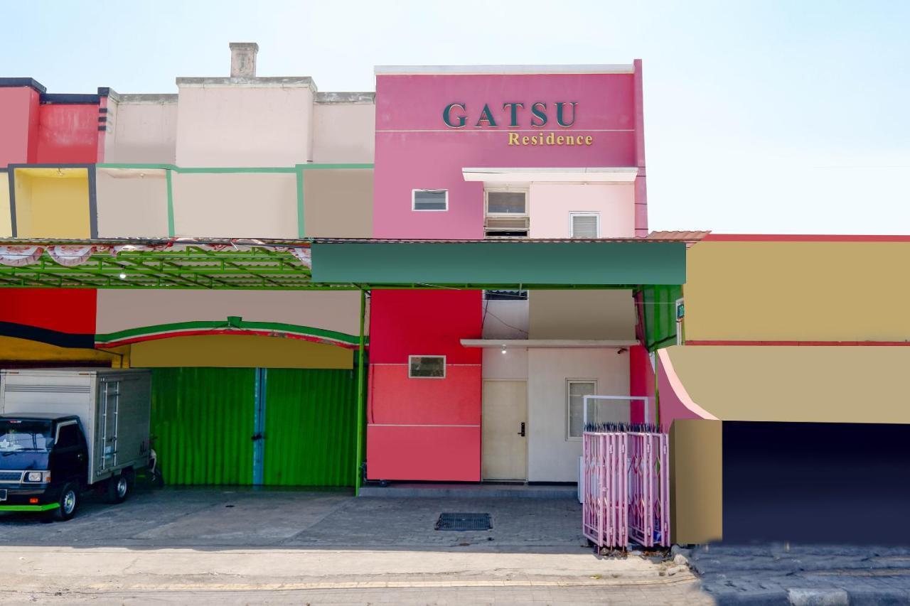 Oyo 1815 Gatsu Residence Semarang Eksteriør bilde