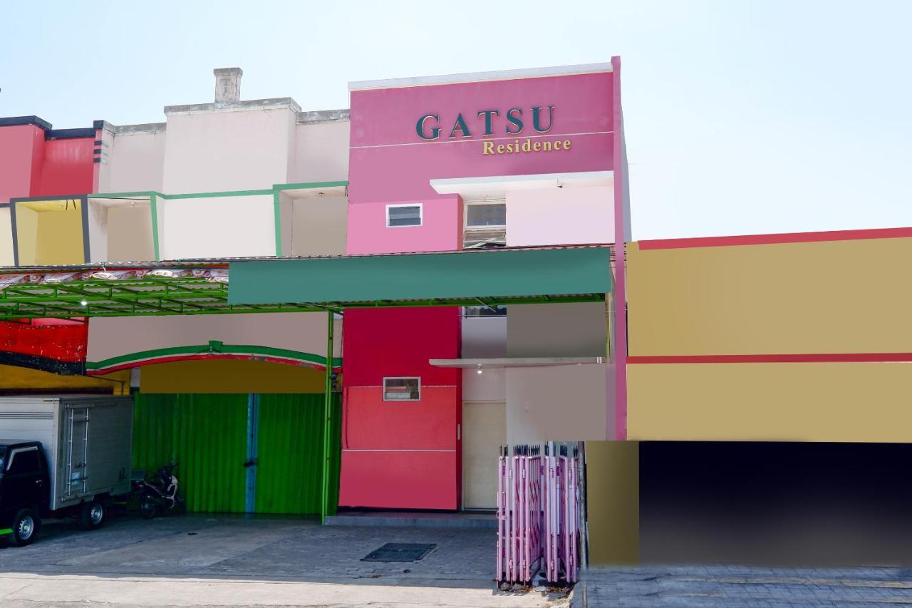 Oyo 1815 Gatsu Residence Semarang Eksteriør bilde