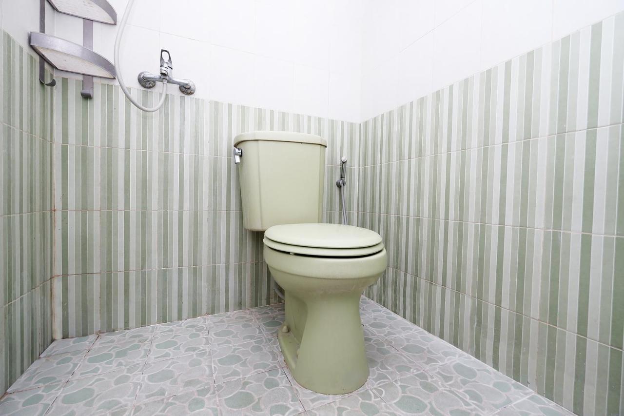 Oyo 1815 Gatsu Residence Semarang Eksteriør bilde