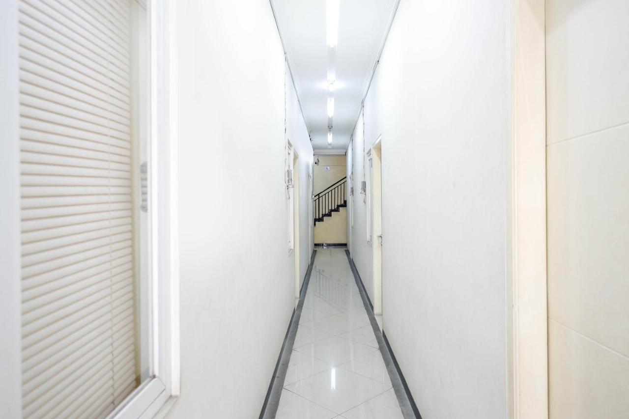 Oyo 1815 Gatsu Residence Semarang Eksteriør bilde