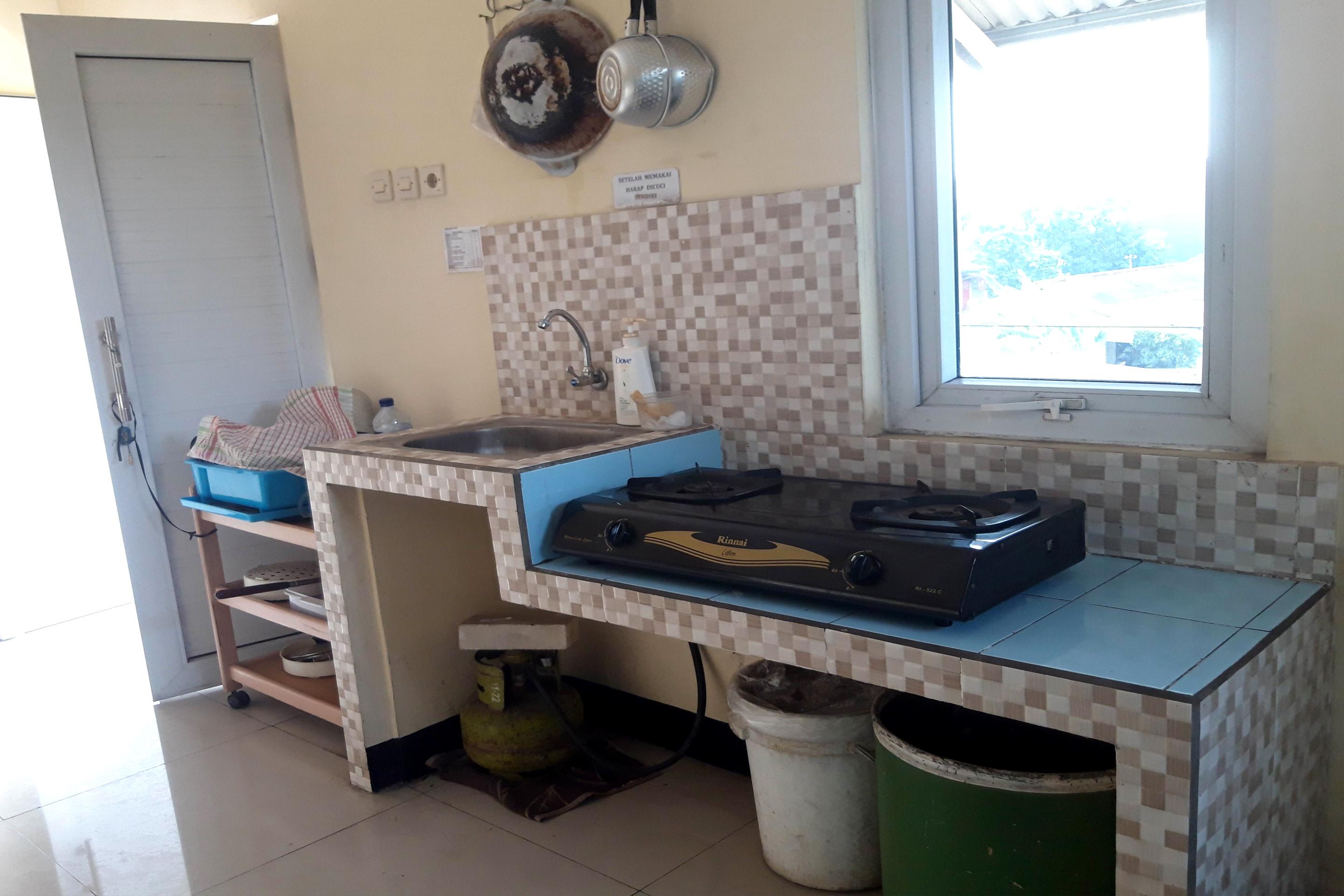 Oyo 1815 Gatsu Residence Semarang Eksteriør bilde